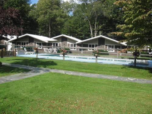 Econo Lodge Manchester Exterior photo